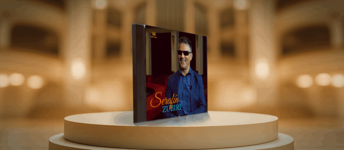 Retrato de Serafín Zubiri, cantante español, con fondo artístico. Imagen promocional del sencillo “Lo Imposible” (2025).