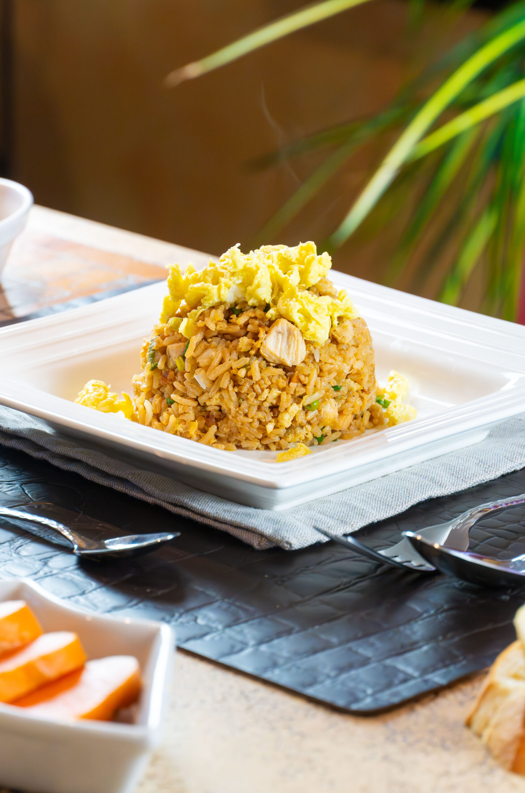 Arroz chaufa de pollo, plat péruvien traditionnel proposé par Rosita RIOS à Genève.